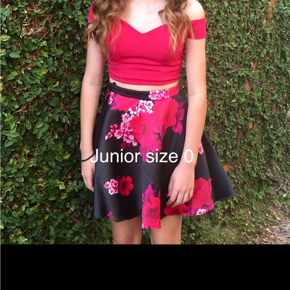 Junior size 0 homecoming dress
